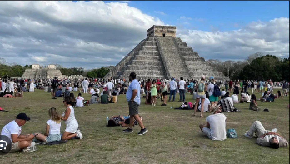 turismo visitantes gobierno.png