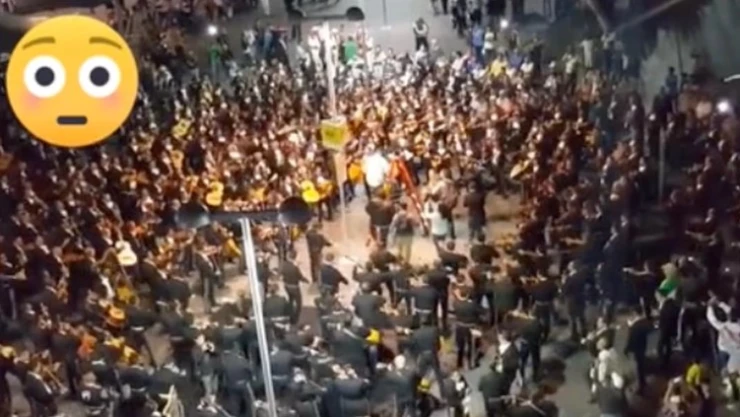 VIDEO - Cientos de mariachis tocan una misma canción por esta razón