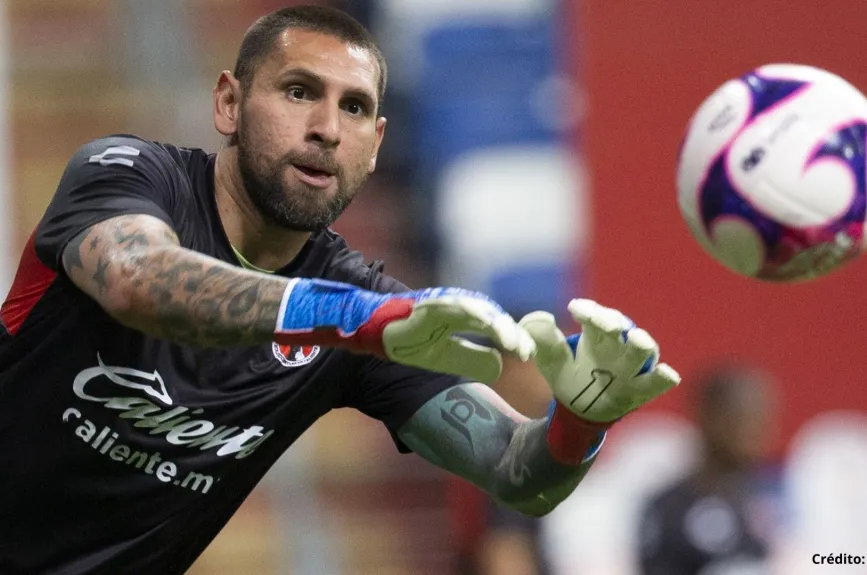 10 Jonathan Orozco.jpg