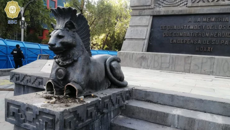 Los policías de la CDMX recuperaron ocho piezas que hacían falta a las esculturas ubicadas en el Paseo de la Reforma.