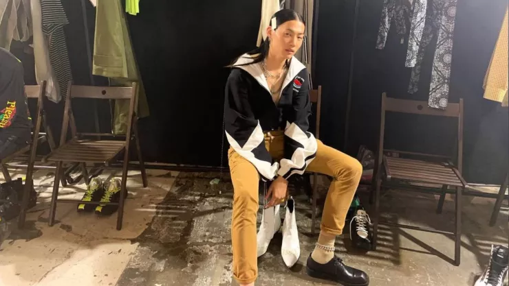 MODELO COREANO.jpg