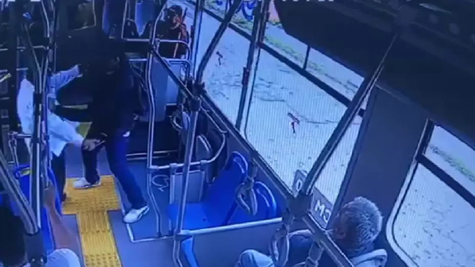 Fallece conductor de autobús en Mérida, tras ser agredido por defender a una pasajera.jpg