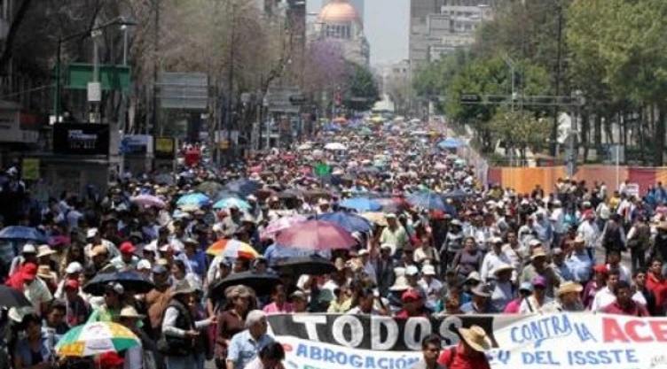 CNTE reúne amparos contra leyes secundarias de reforma educativa