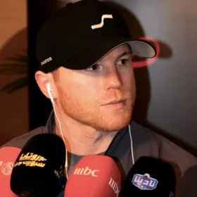 Canelo Álvarez llegó a Arabia Saudita