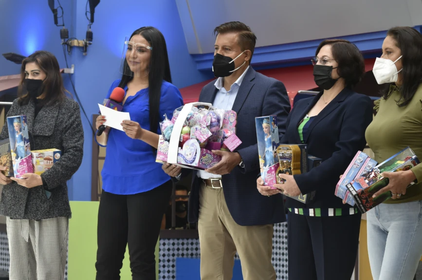Agradecemos a cada una de estas empresas que han aportado un granito de arena para que este próximo 6 de enero generemos muchas sonrisas en niñas y niños de México.
