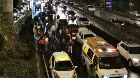 Noche de choques y accidentes en las calles de CDMX