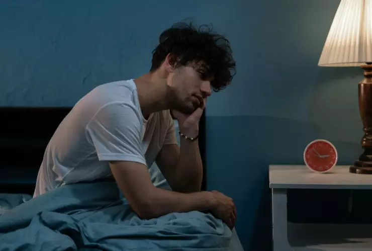 ¿Qué significa soñar que alguien que ya murió sigue vivo?