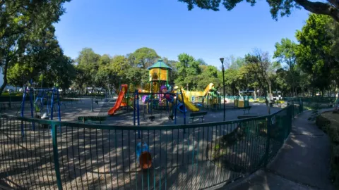 Este lugar de CDMX cuenta con amplias áreas de juego, esculturas, zonas de recreo y actividades para grandes y chicos.