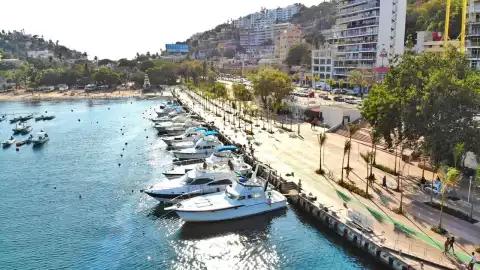 Paseo del Pescador Acapulco