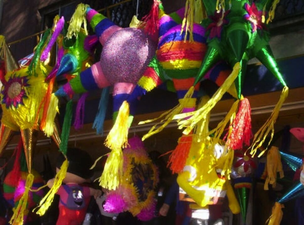 pinayas.jpg