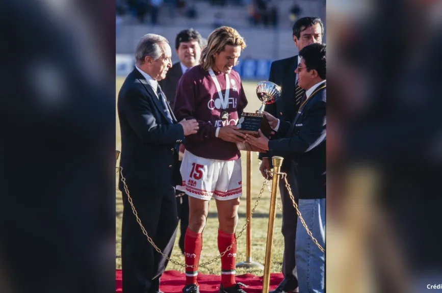 17 futbolistas que jugaron en América y Cruz Azul matador hernandez.jpg