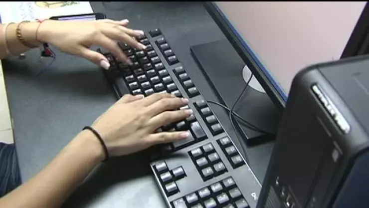 Temas de amor: Infidelidad cibernética