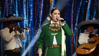 Durante el quinto concierto de ‘La Academia’, Edith, tuvo uno de sus mejores conciertos y looks más deslumbrantes y mexicanos.