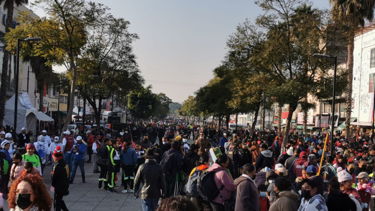 Llegada de peregrinos a la Basílica de Guadalupe