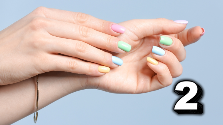 /estilo-de-vida/adios-verano-colores-unas-pastel-rejuvenecen-manos