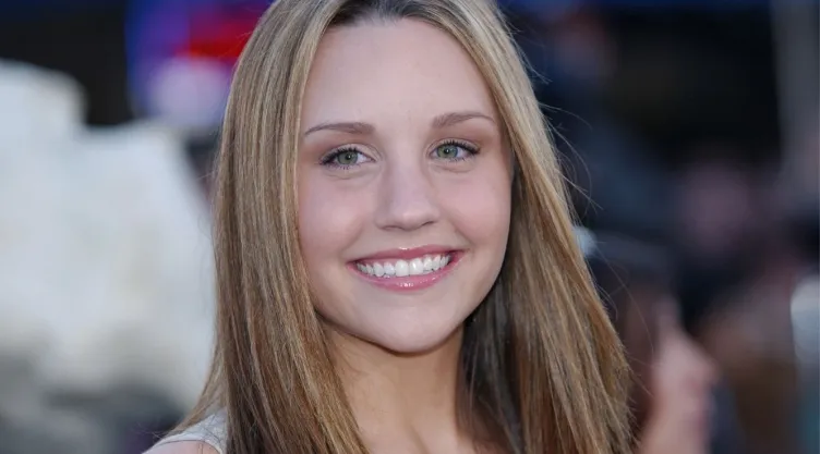 Amanda Bynes Estrella infantil se lanza como cantante con música nueva