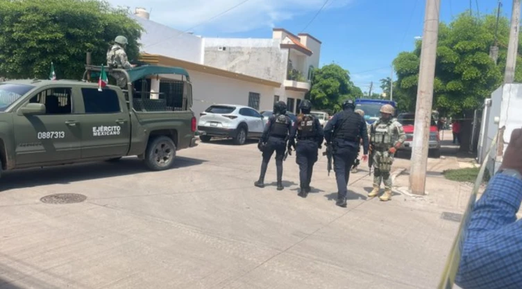 Sujetos armados entraron a la casa de María Reina, de 61 años, y la asesinaron dentro de su vivienda en Culiacán, Sinaloa; esto pasó