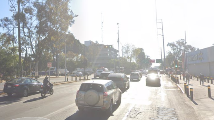 Aparatoso choque ocasiona cierre parcial en la Prolongación Reforma hoy jueves
