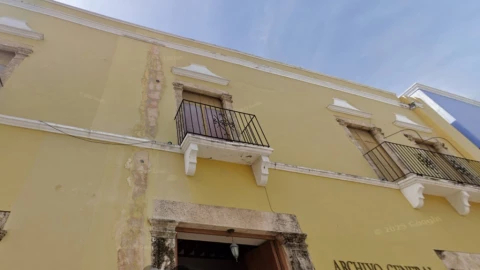 Abuelito albañil fue a trabajar y terminó con POSIBLE FRACTURA en el hospital; así ocurrió la tragedia