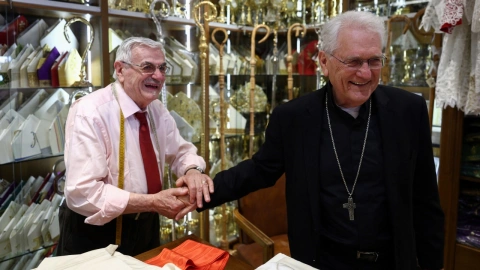 ¿Quién es el sastre del Vaticano?