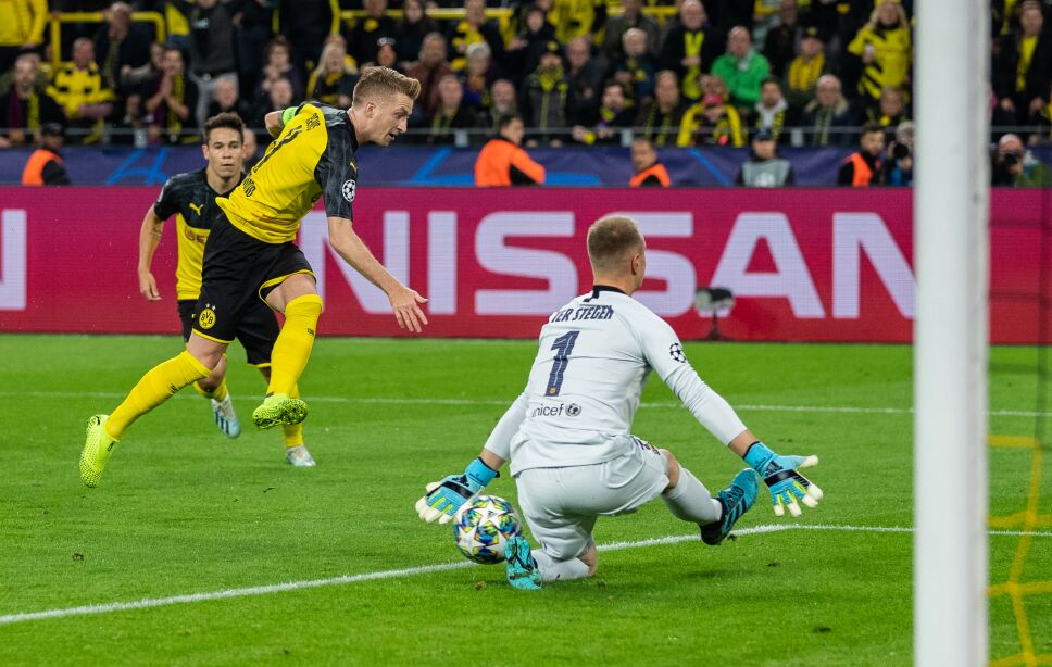 Borussia Dortmund v FC Barcelona: Group F - UEFA Champions League