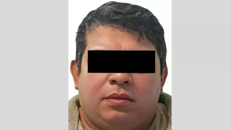 FGR entrega a mexicano acusado de asesinar a la madre