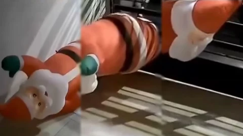 El Grinch de Puebla se robó un Papá Noel y es viral en redes sociales.jpg