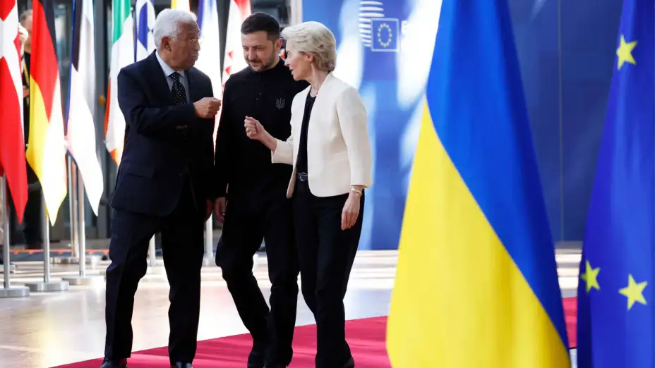 Antonio Costa, Volodymyr Zelenskyy y Ursula von der Leyen en Bruselas