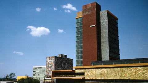 Este es lo que cuesta titularte en la UNAM este 2023 .