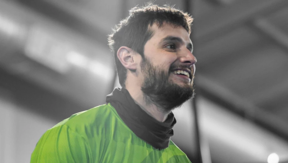 Adrián Marcelo reacciona al nuevo papa y desata controversia; esto dijo