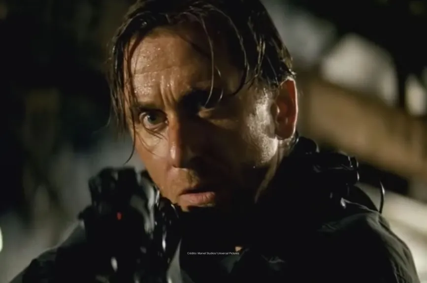 Edward Norton Hulk TV Azteca_25.jpg