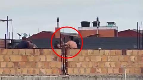 El hecho ocurrió durante una celebración de Navidad y se viralizó en redes sociales