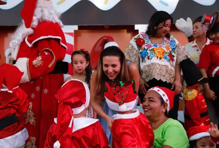 Presentan espectáculo infantil ‘El Taller de Santa’ en Mérida