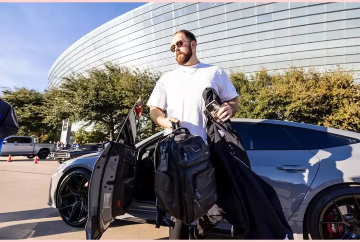 josh ball, ex novio de angela aguilar