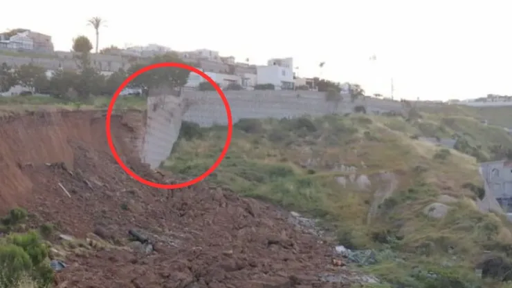 VIDEO Nuevo derrumbe en la colonia Herradura Sur; cae barda