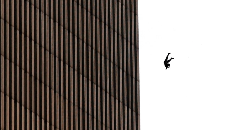 La historia del ‘Falling Man’ del 11S