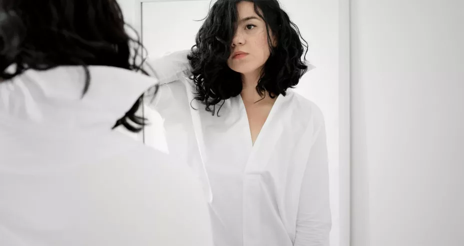 ¿Por qué algunas personas se visten mucho de blanco según la psicología?.jpg