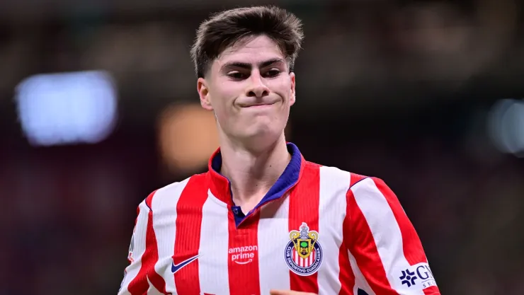 ¿Se acabó la paciencia? Revelan la drástica decisión de Milito con “Hormiga” González tras su sequía goleadora en Chivas