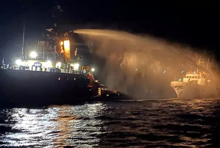 Incendio de barco humanitario a Gaza.jpg