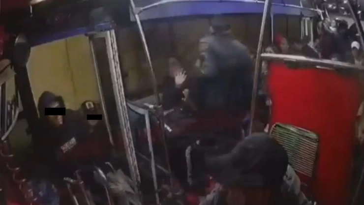 ASALTO RUTA JBS MORADOS PUEBLA VIDEO 7 NORTE