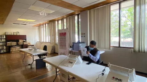 INE expandirá voto presencial en el extranjero a 23 sedes consulares