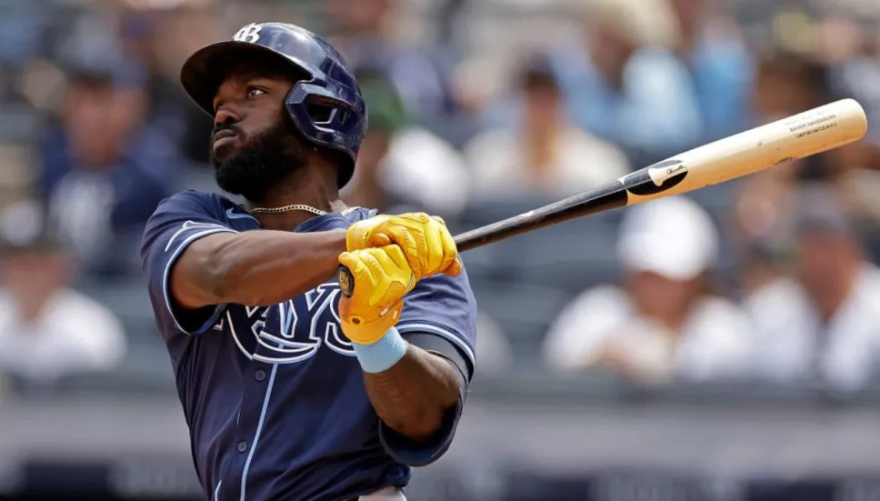 Randy Arozarena firma con los Seattle Mariners tras paso por los Tampa Bay Rays