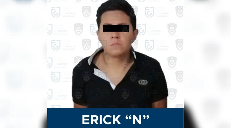 Un joven fue detenido al ser acusado de matar a su familia en su casa en Tláhuac.