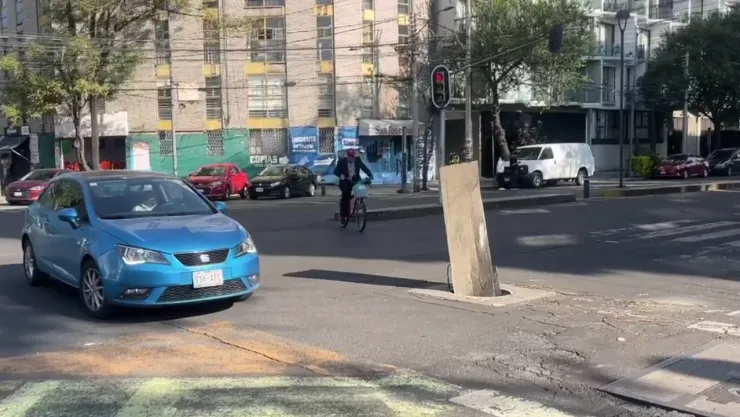 Socavones, fugas, baches y coladeras abiertas en CDMX: Calles y alcaldías afectadas este martes