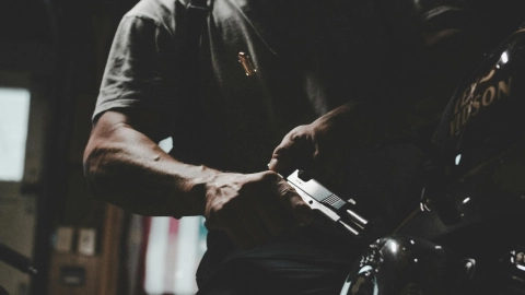 Violento asalto fue captado en tienda de Cancún; ¡Ladrón se dio tiempo para ‘actuar’!