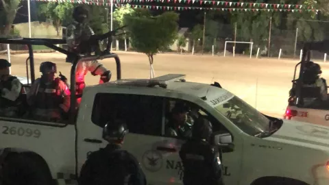 Operativo de civiles armados en carretera Culiacán-Tepuche