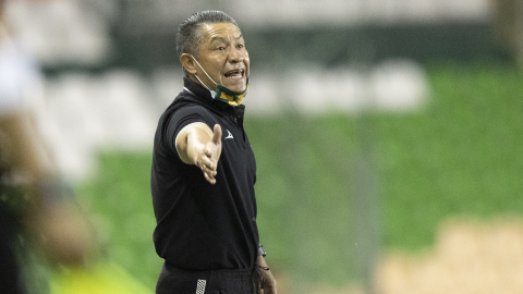 Ignacio Ambriz se va del Le&oacute;n 