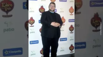 Guillermo Del Toro alfombra roja.jpg