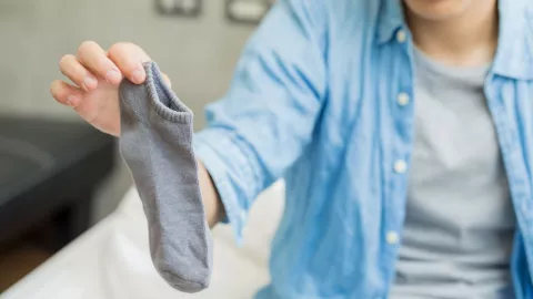 Cuidado: estos son los problemas de salud que puedes atraer si usas las mismas calcetas varias veces