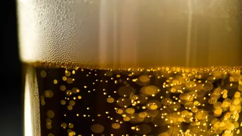 ¡Lo que faltaba! Reportan escasez de CERVEZA por calor en México